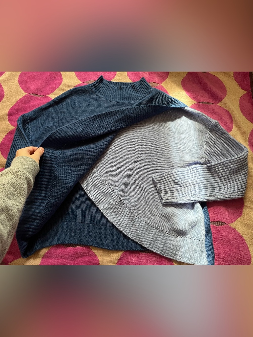 Split-Front Contrast Mock Neck Sweater - Picture 4 of 11